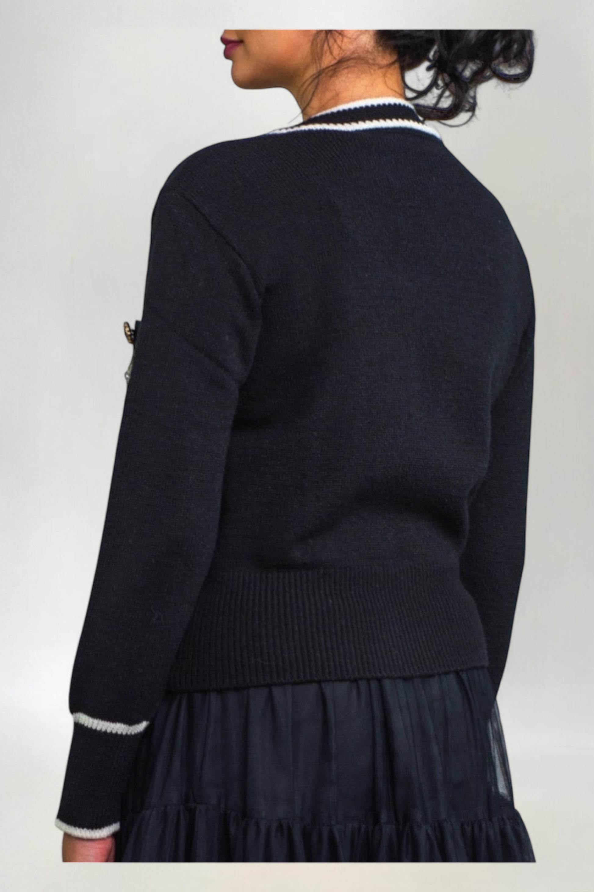 Sweter z Odpinaną Kokardą Czarny