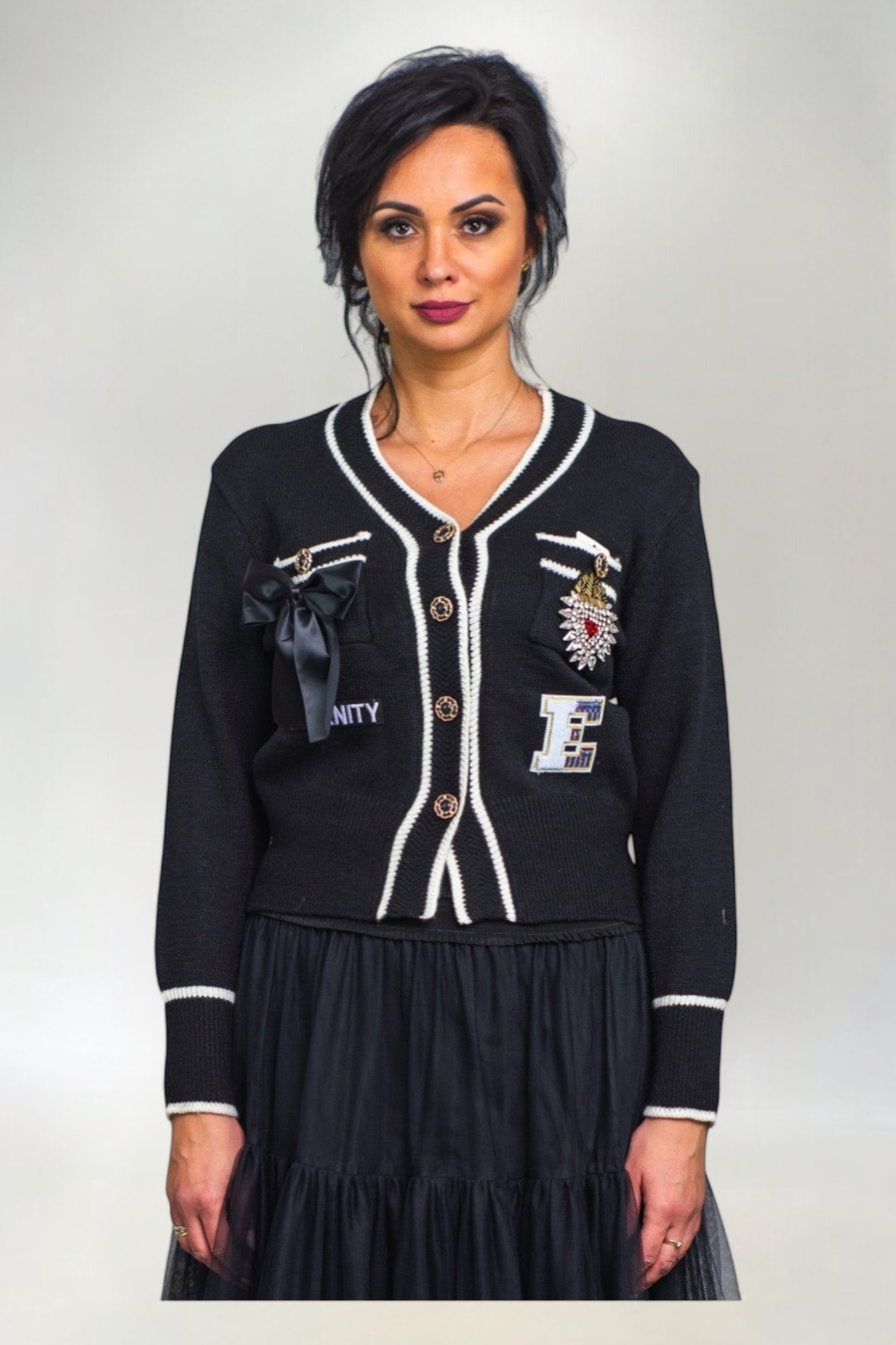 Sweter z Odpinaną Kokardą Czarny