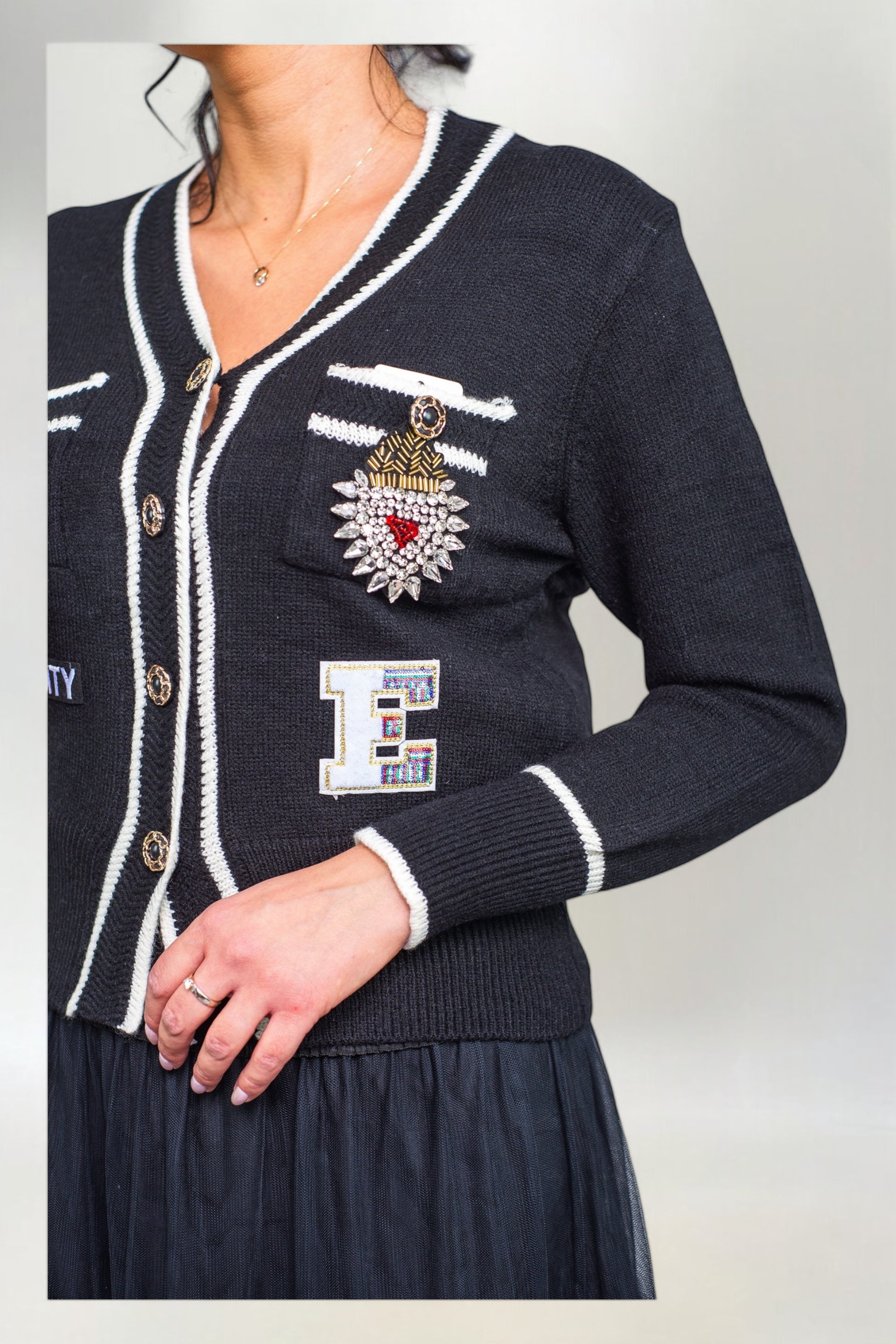 Sweter z Odpinaną Kokardą Czarny