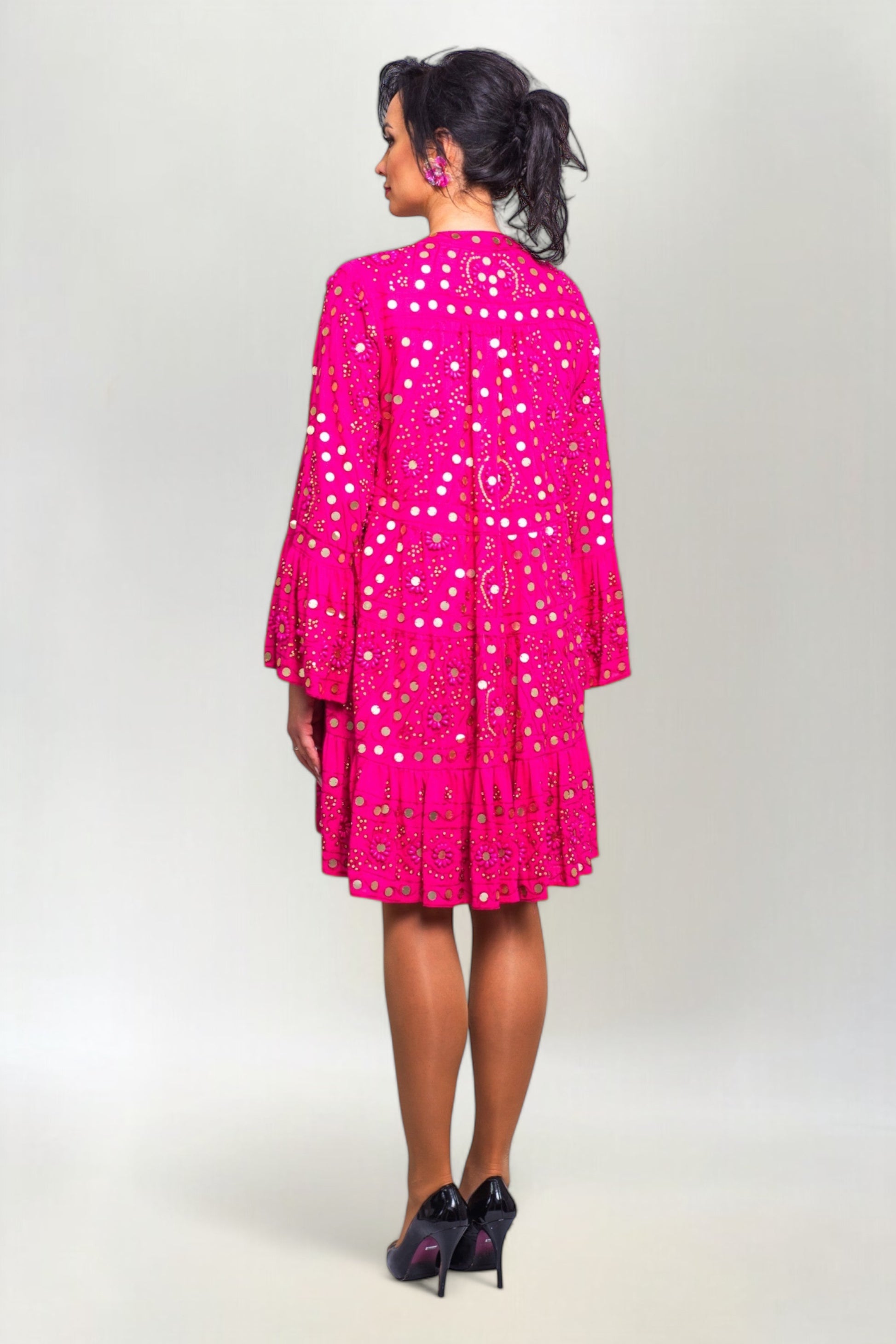 Sukienka Hand Made z Koralikami i Cekinami Nuria Short Różowa