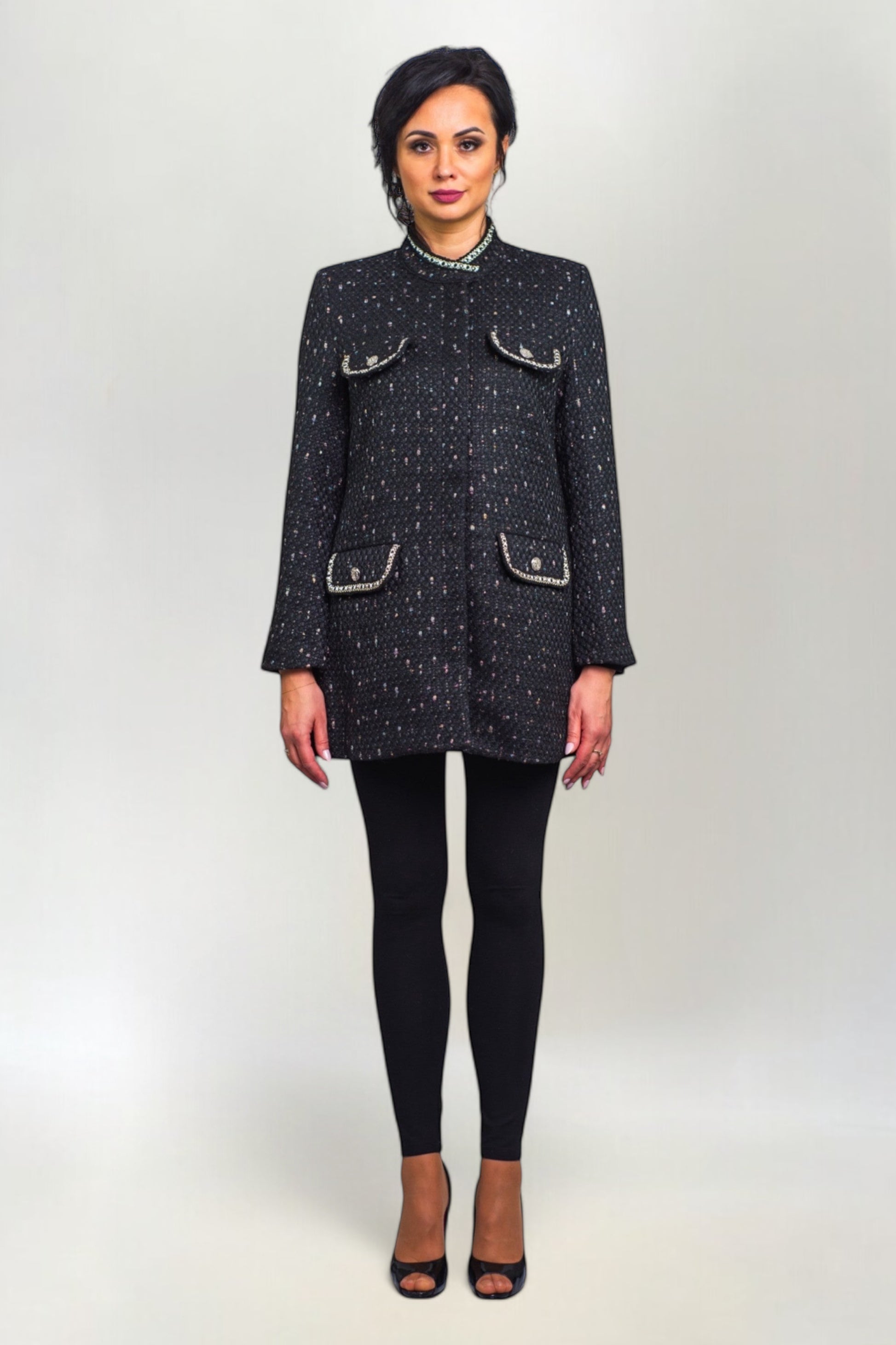 Płaszcz ze Srebrną Aplikacją Czarny