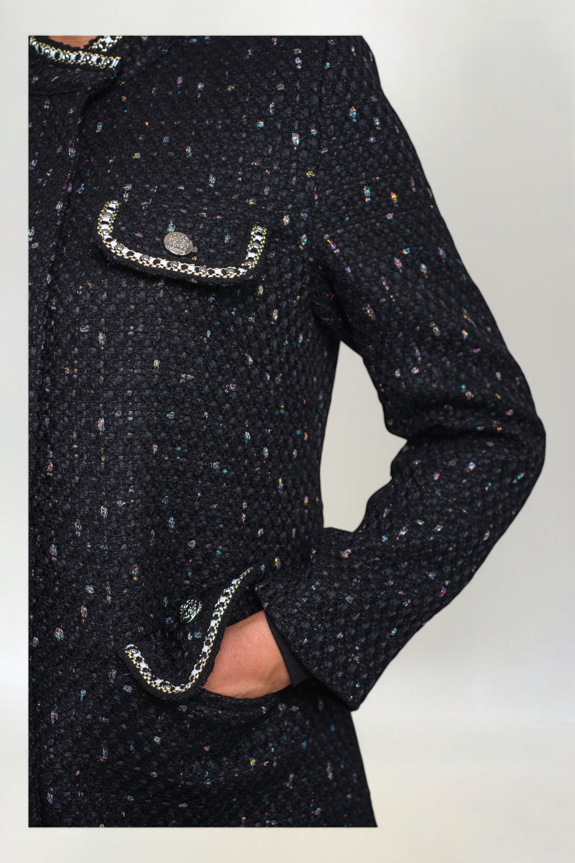 Płaszcz ze Srebrną Aplikacją Czarny