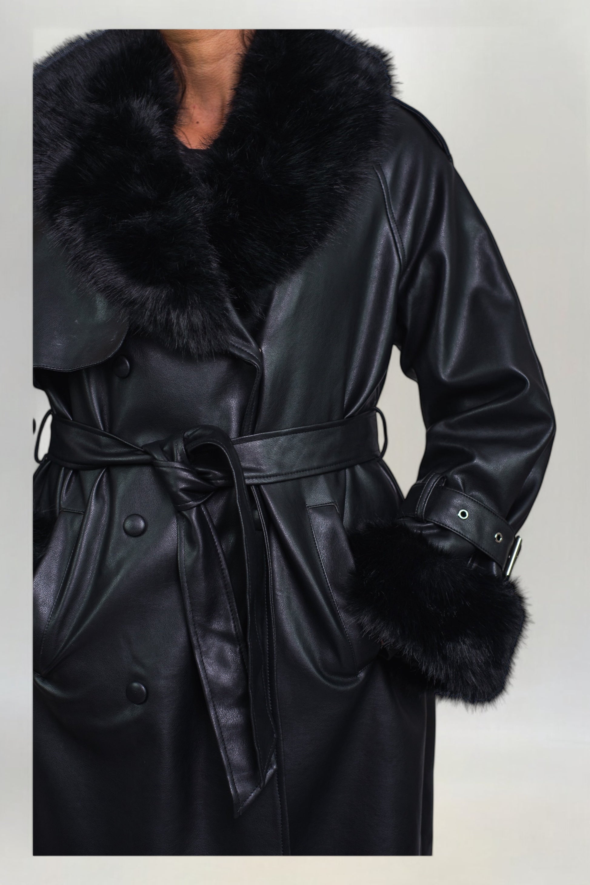 Płaszcz Skórzany z Futrem Czarny