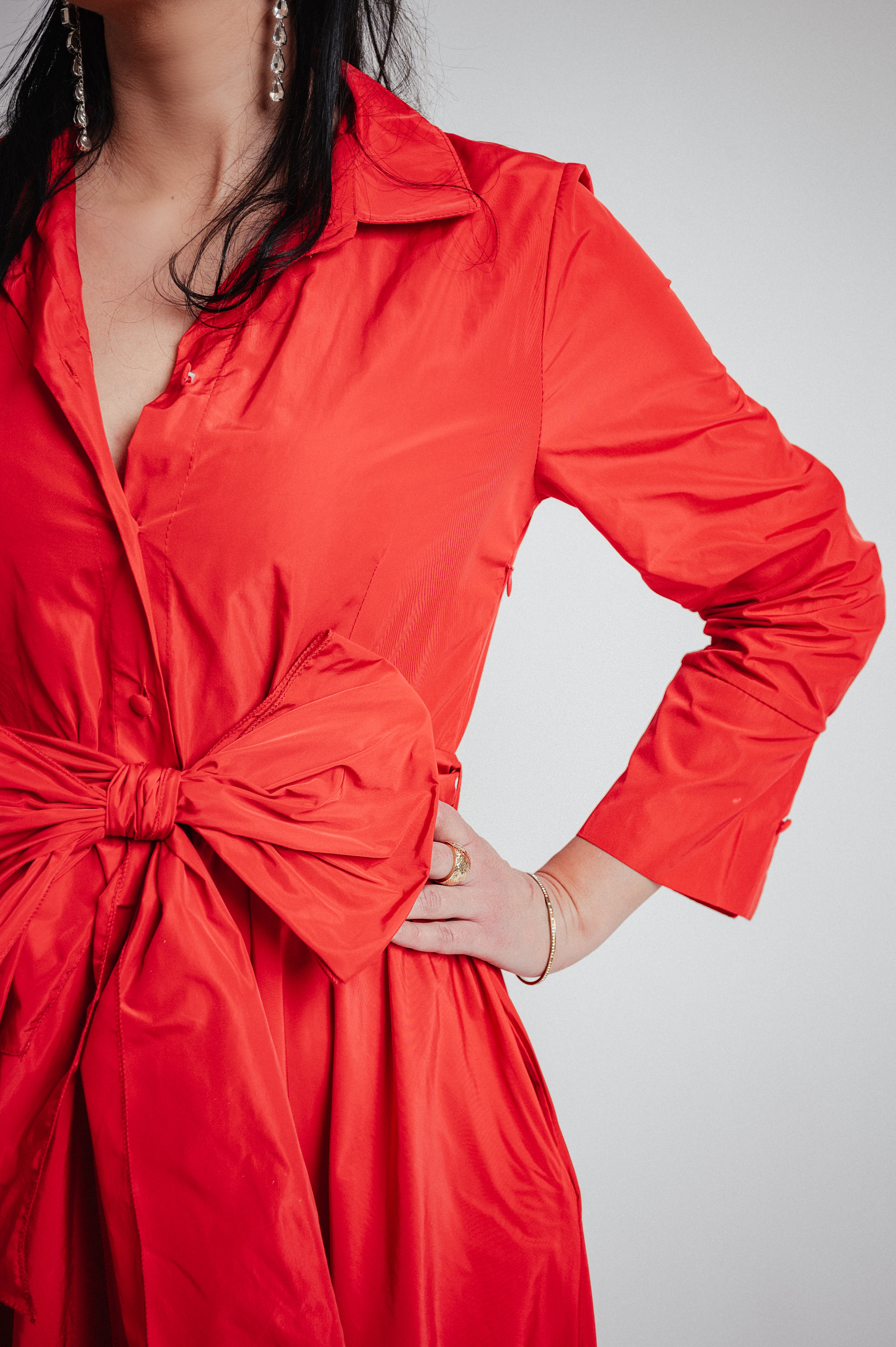 Zjawiskowa Długa Sukienka z Tafty Czerwona