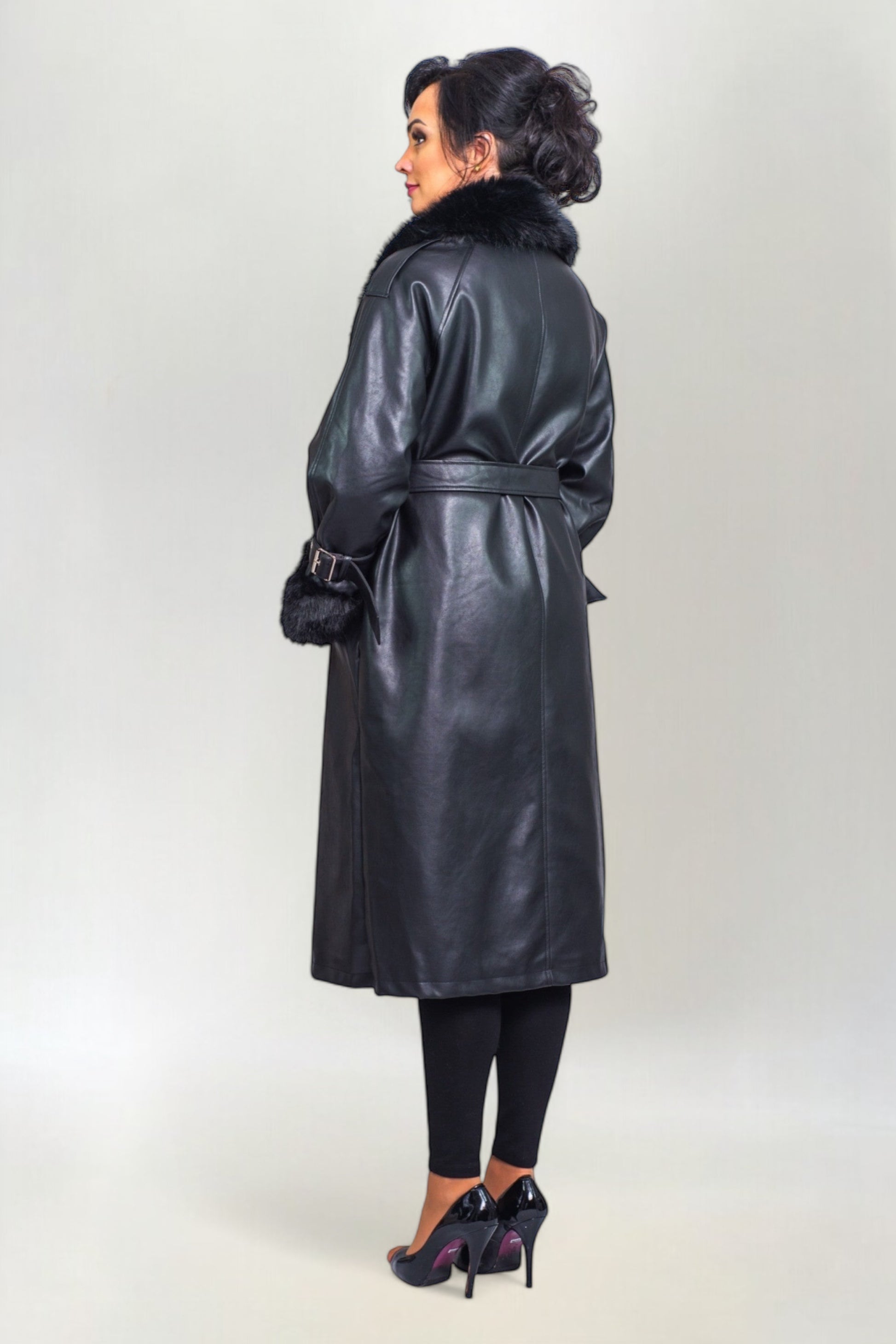 Płaszcz Skórzany z Futrem Czarny