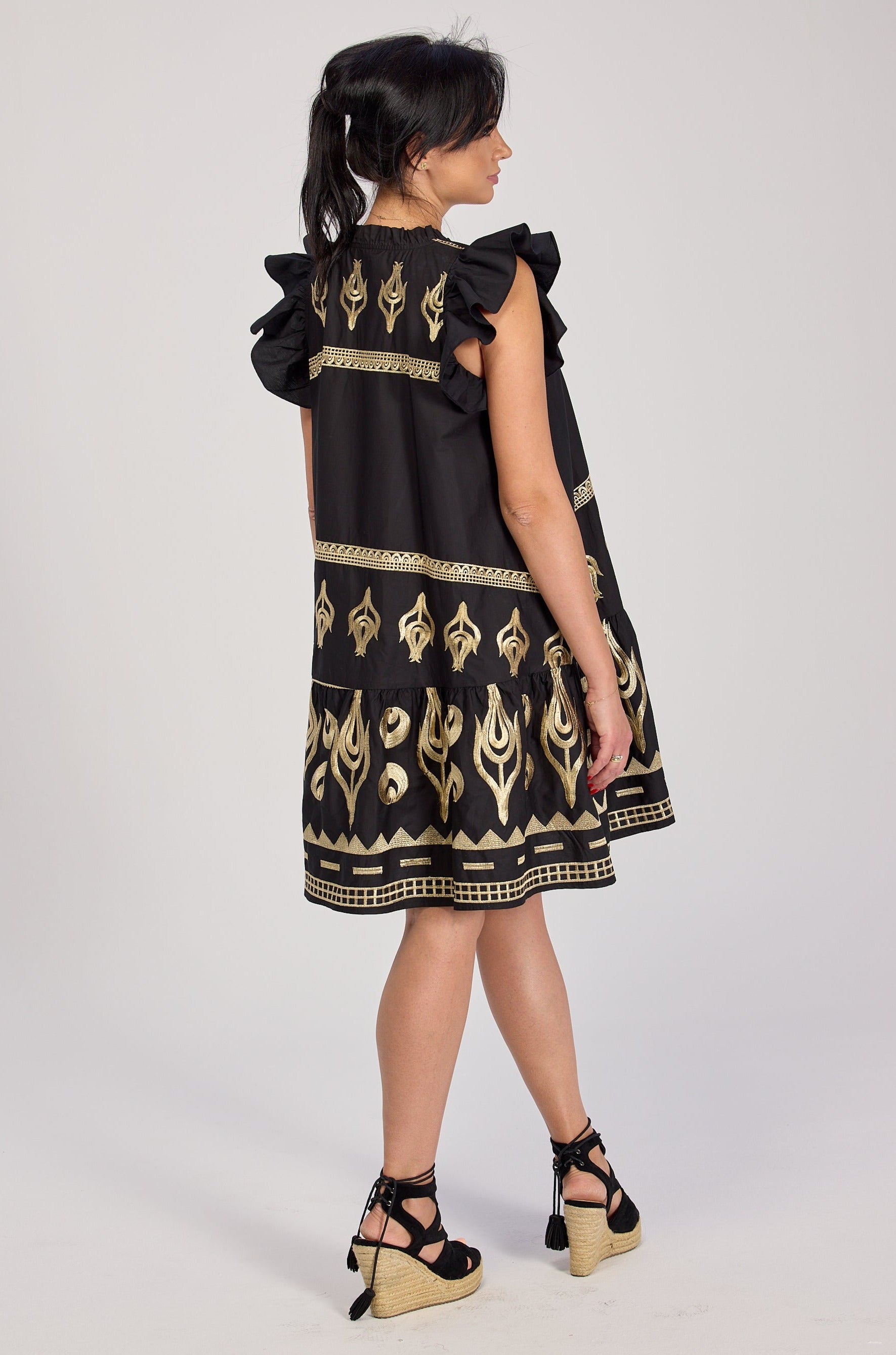 Sukienka ze Złotym Haftem Midi Czarna