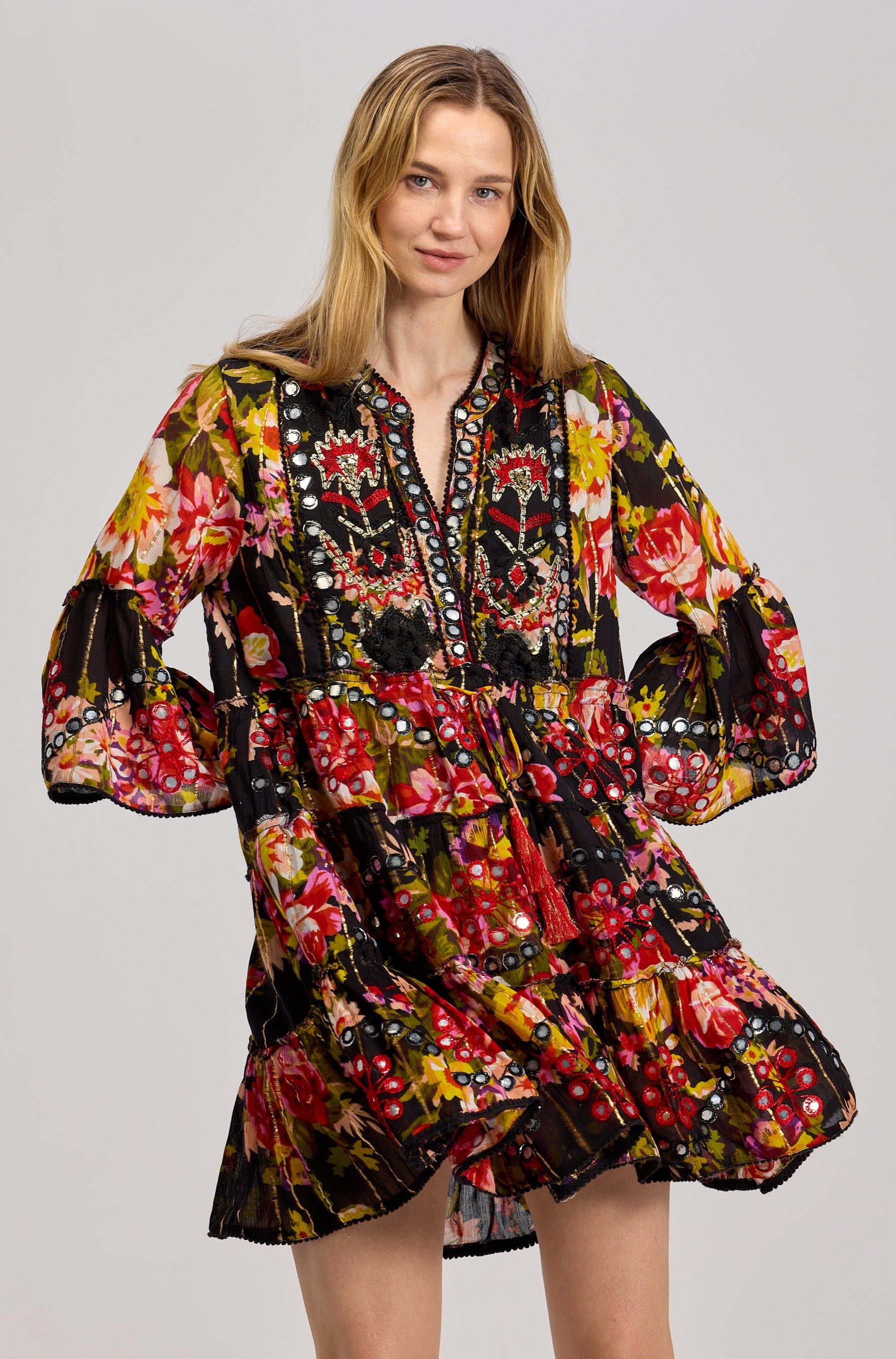 Sukienka Boho Hand Made Zdobiona Cekinami Czarna