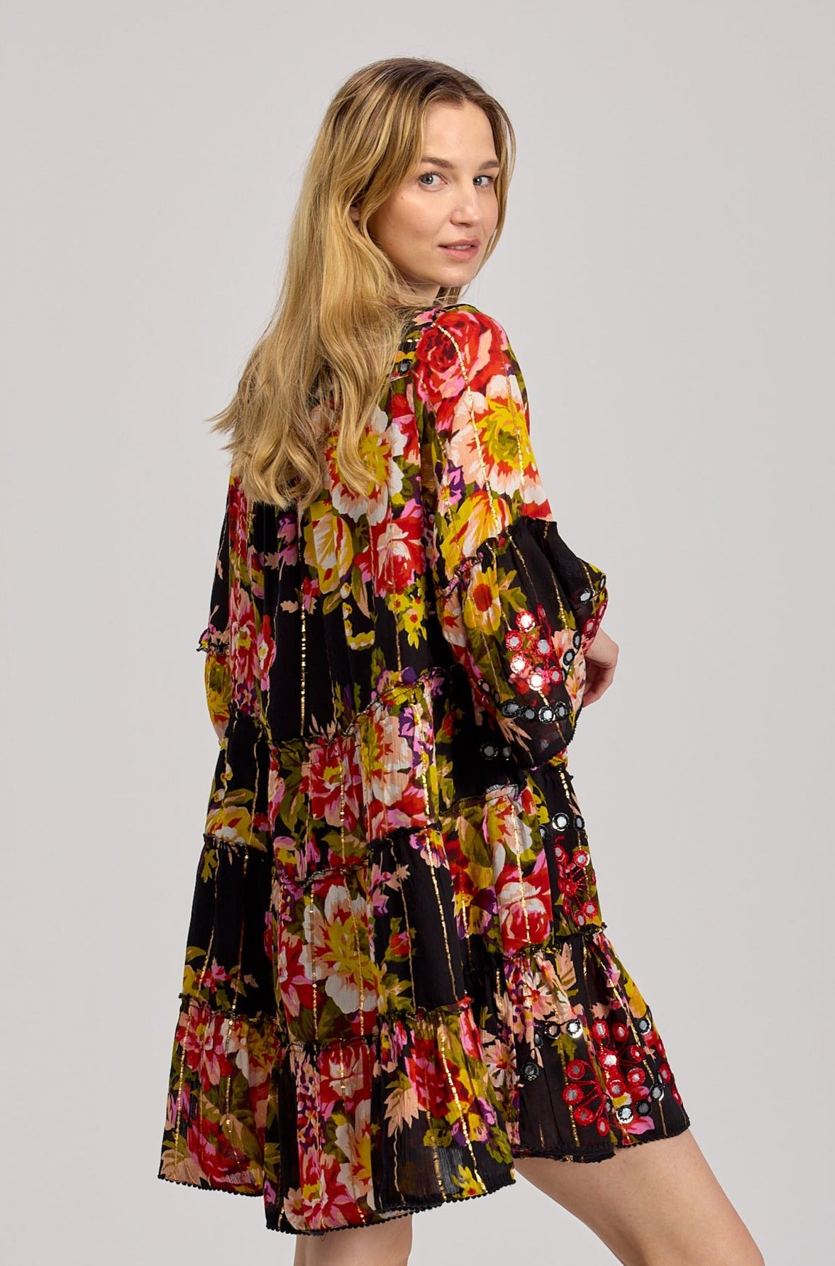 Sukienka Boho Hand Made Zdobiona Cekinami Czarna