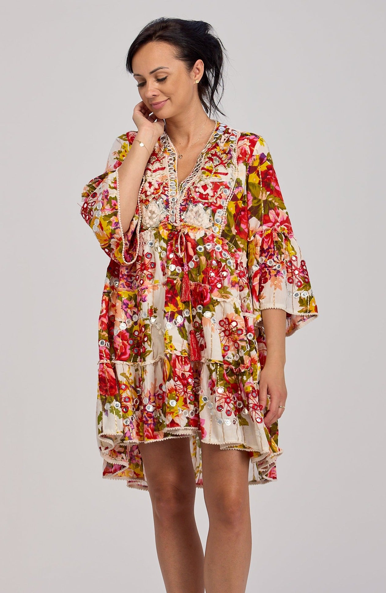 Sukienka Boho Hand Made Zdobiona Cekinami Biała