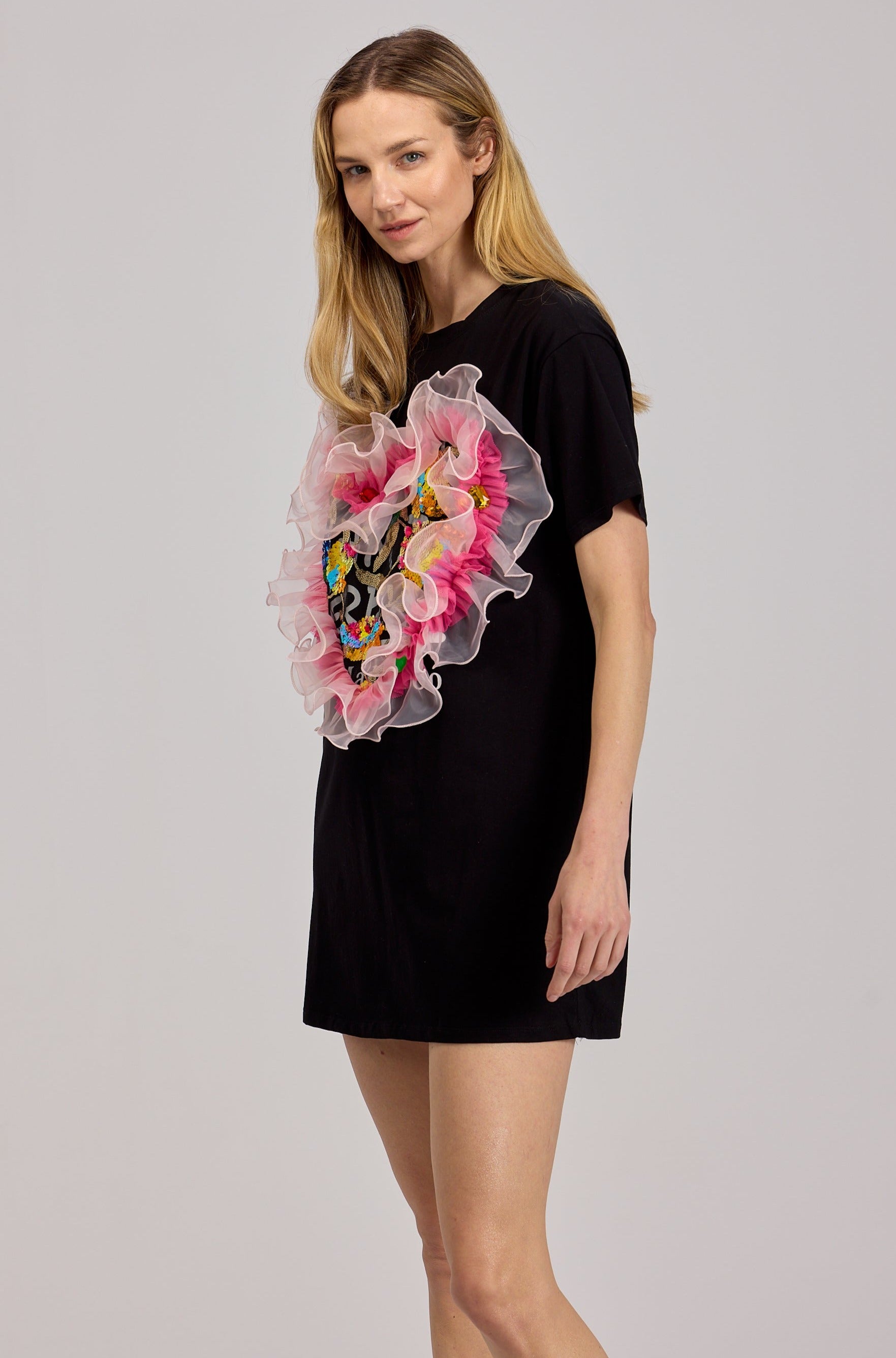 Sukienka T-shirtowa z Tiulowym Sercem i Cekinami Czarna